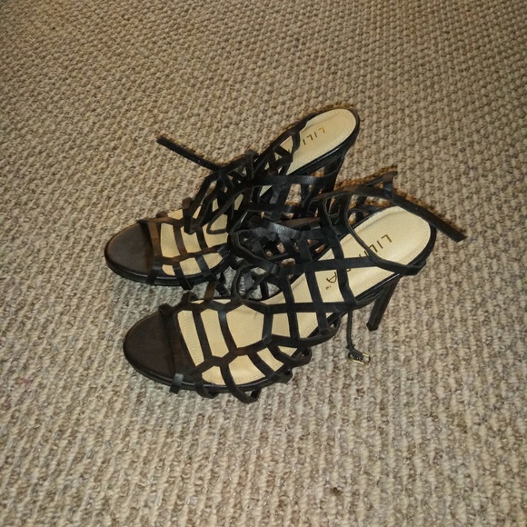 Heels - Picture 1 of 1